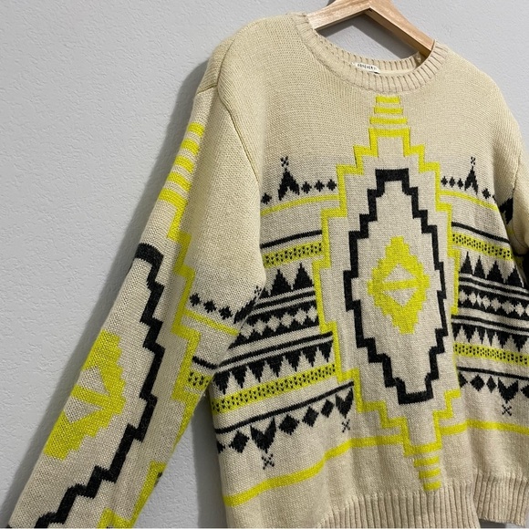 F21 Wool Knit Sweater Long Sleeve Aztec Stitching White Black Yellow Medium - Picture 10 of 10